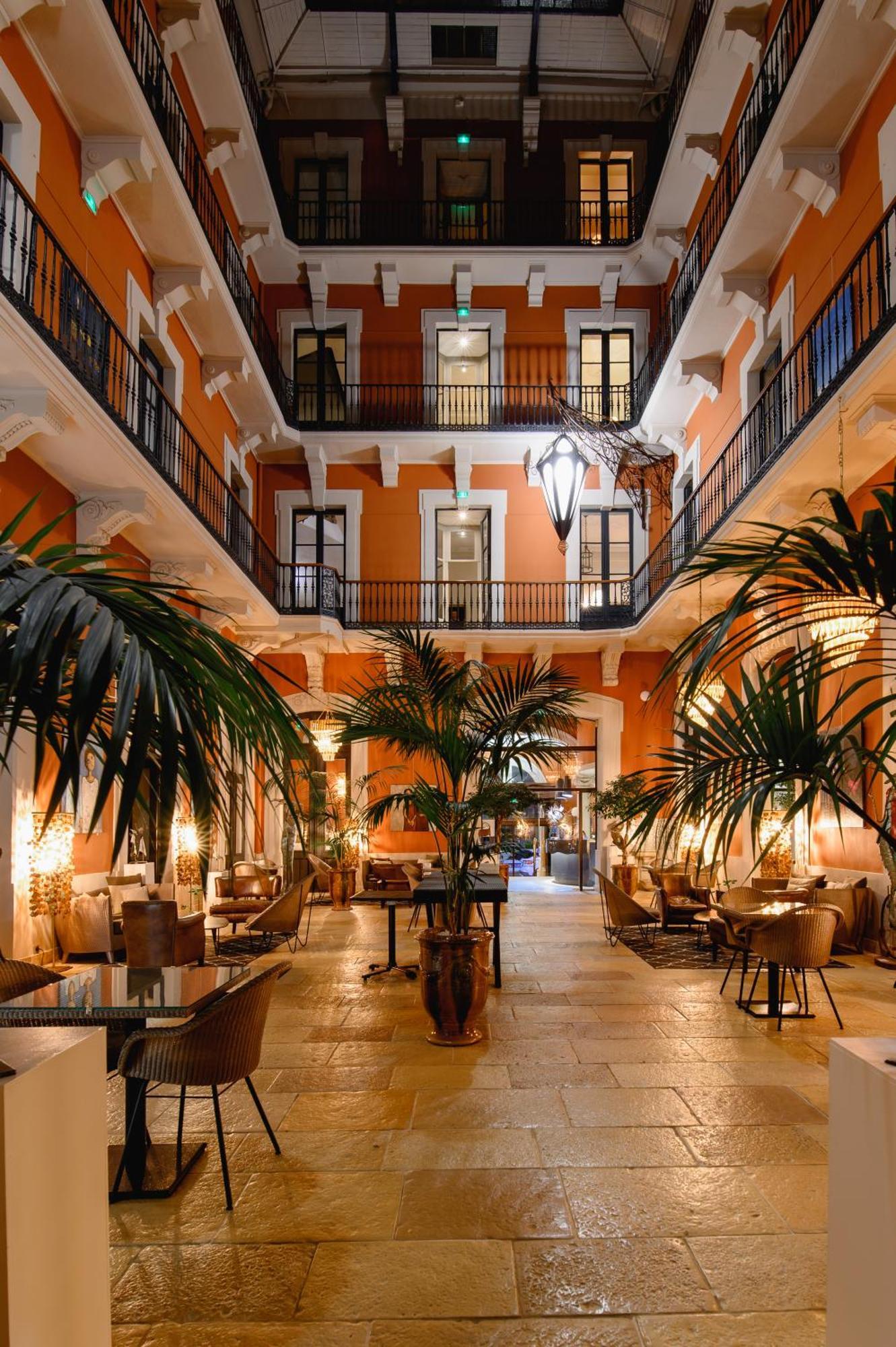 Le Grand Hotel Sete Exterior photo
