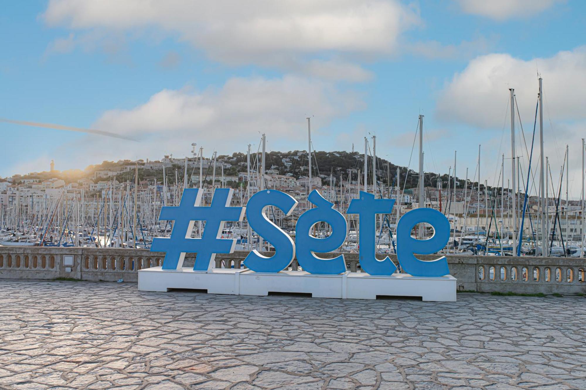 Le Grand Hotel Sete Exterior photo